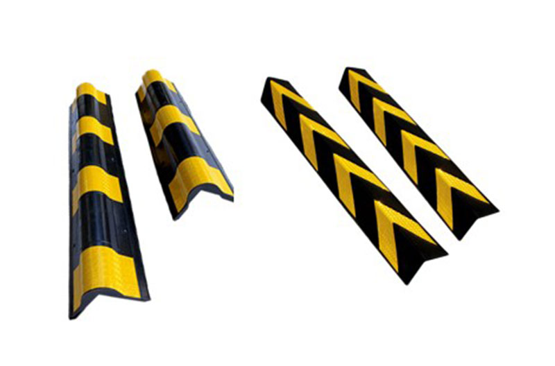 Corner guards